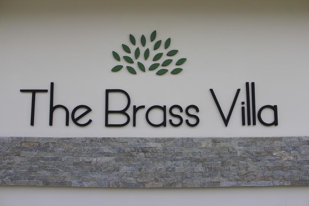 The Brass Villa Garden Resort Саттахип Экстерьер фото